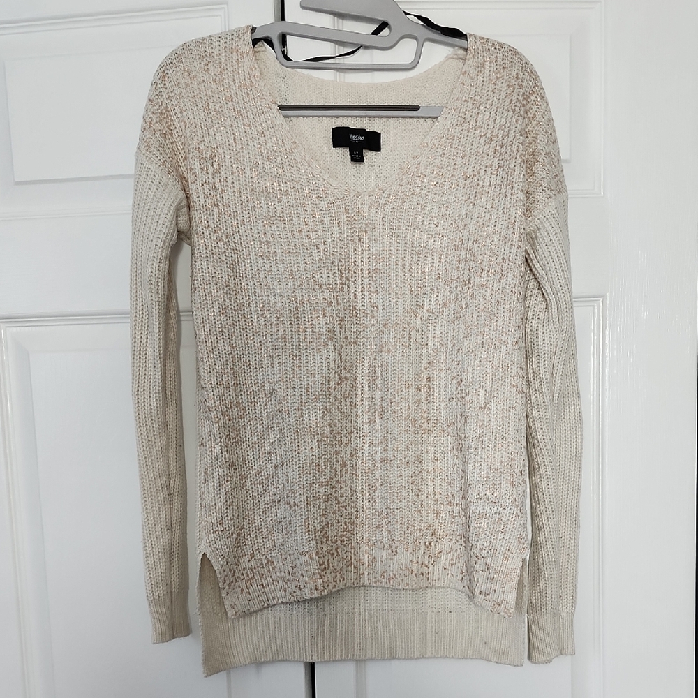 Mossimo Supply Co. Cream V-Neck Women's Sweater